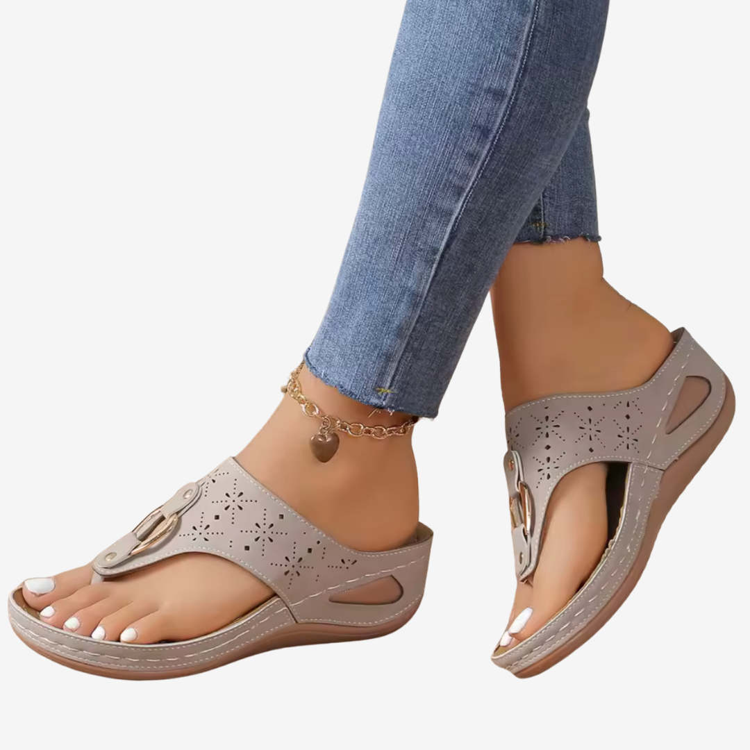 Coralie™ Floral Sandals