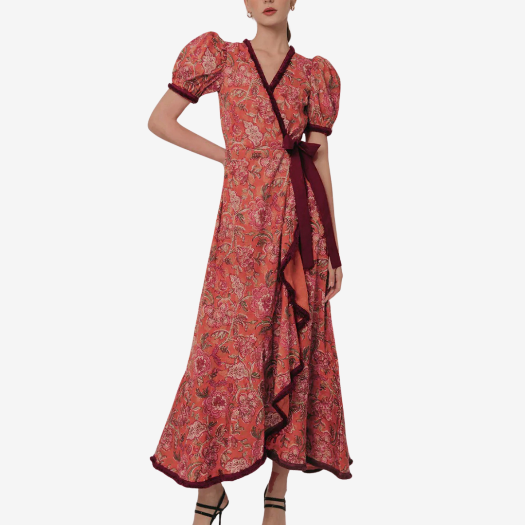 Avelia™ Cross Charm