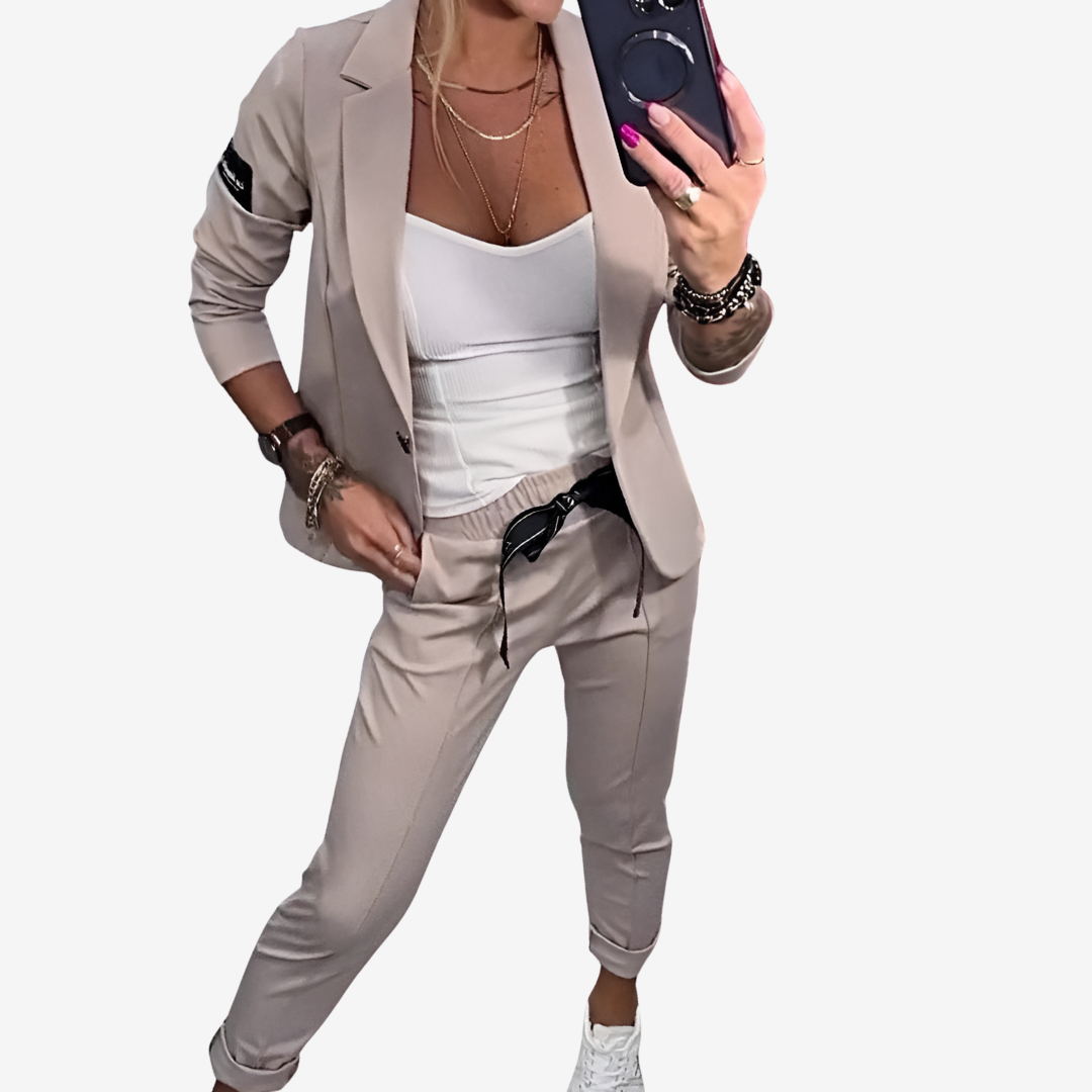 Anne™ Modern Ensemble