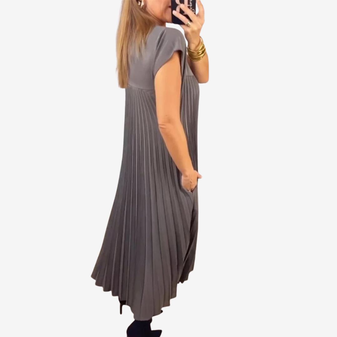 Brynja™ Pleated Ivory