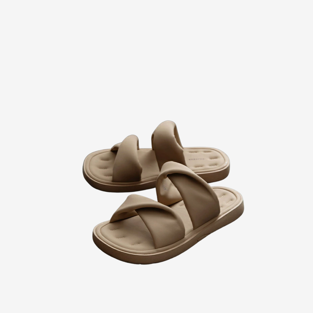 Adélaïde™ Leather Flat Sandals