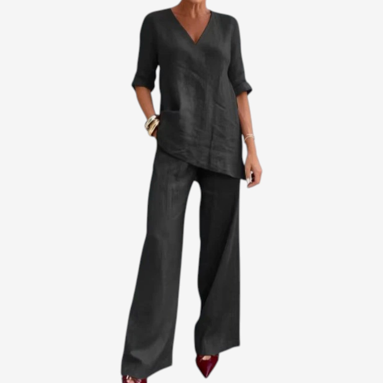Alodia™ Elegant flowy blouse