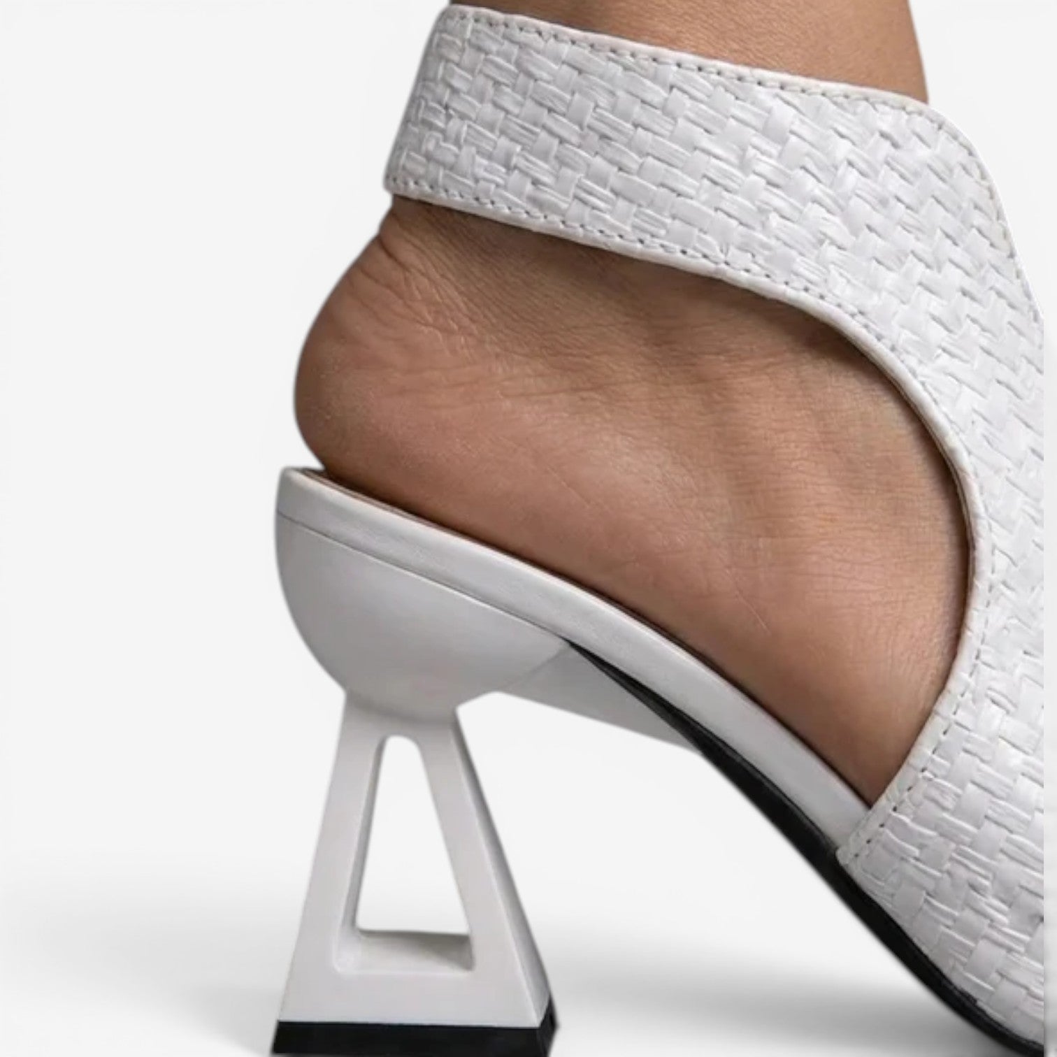 Victoria™ Geometric heel sandals