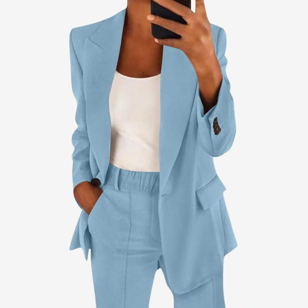 Léonora™ Two-Piece Set