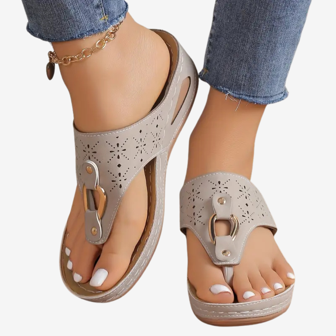 Coralie™ Floral Sandals