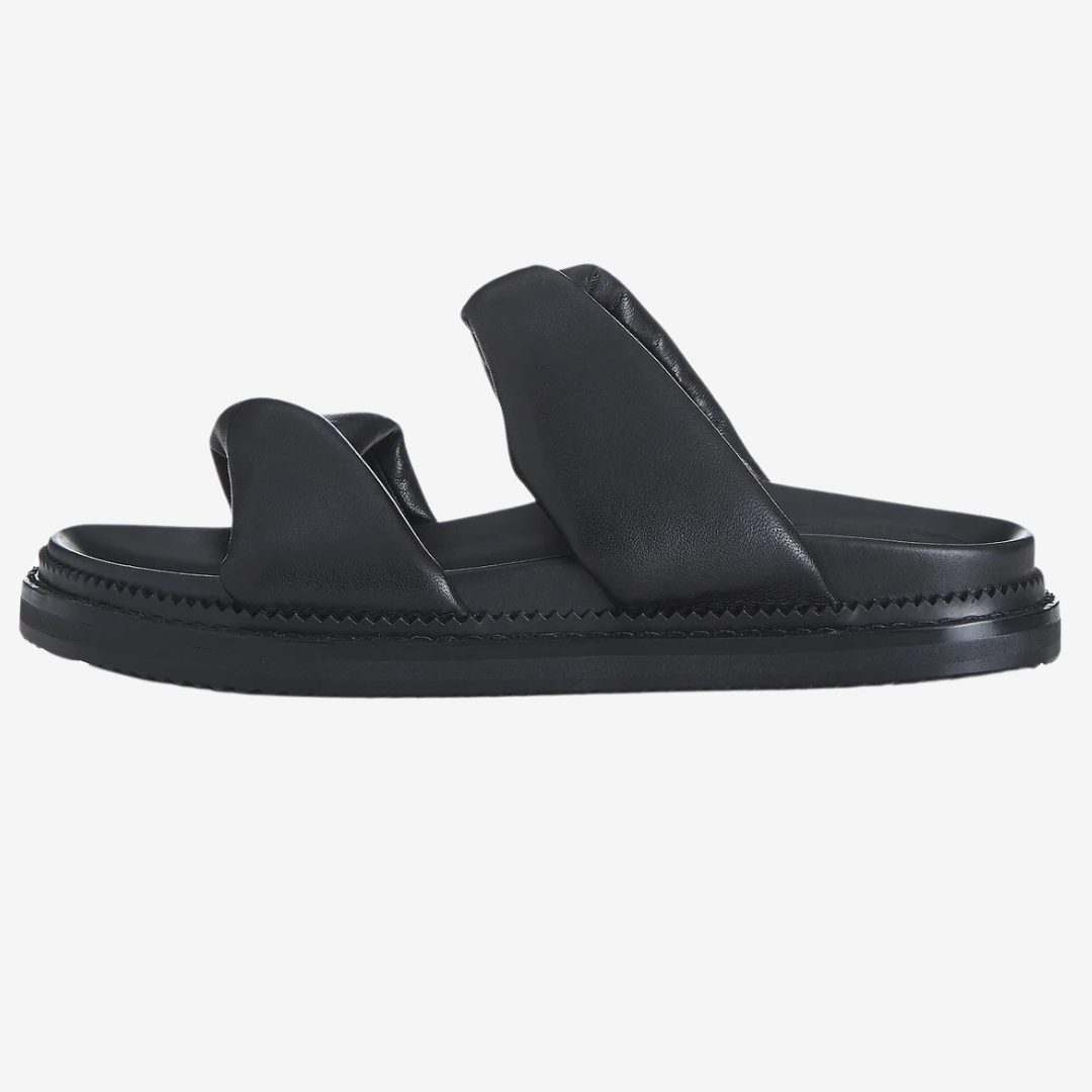 Adélaïde™ Leather Flat Sandals