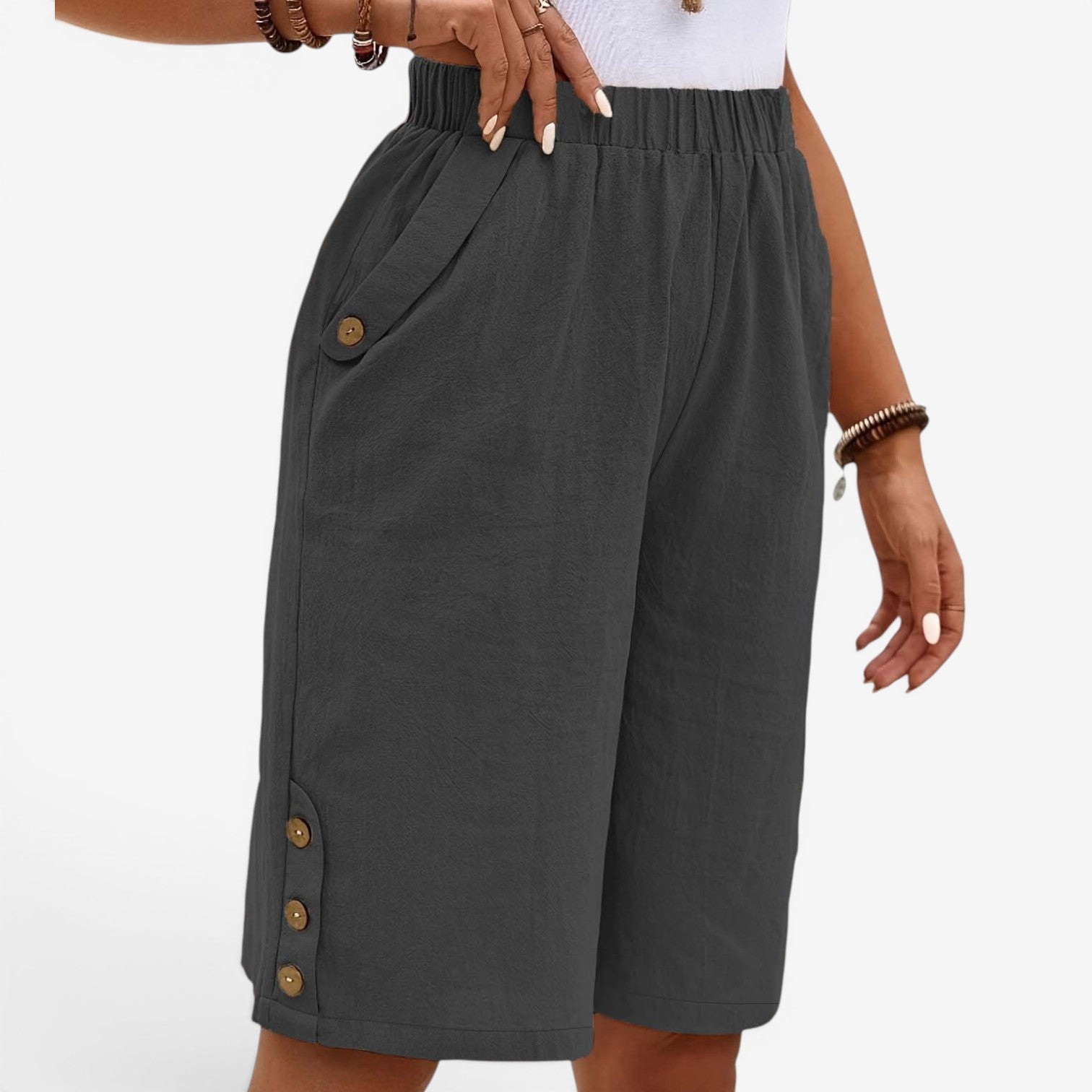 Gianne™ Linen capri shorts