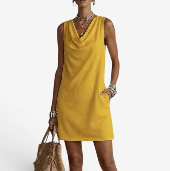 Veronica™ Short dress with neckline