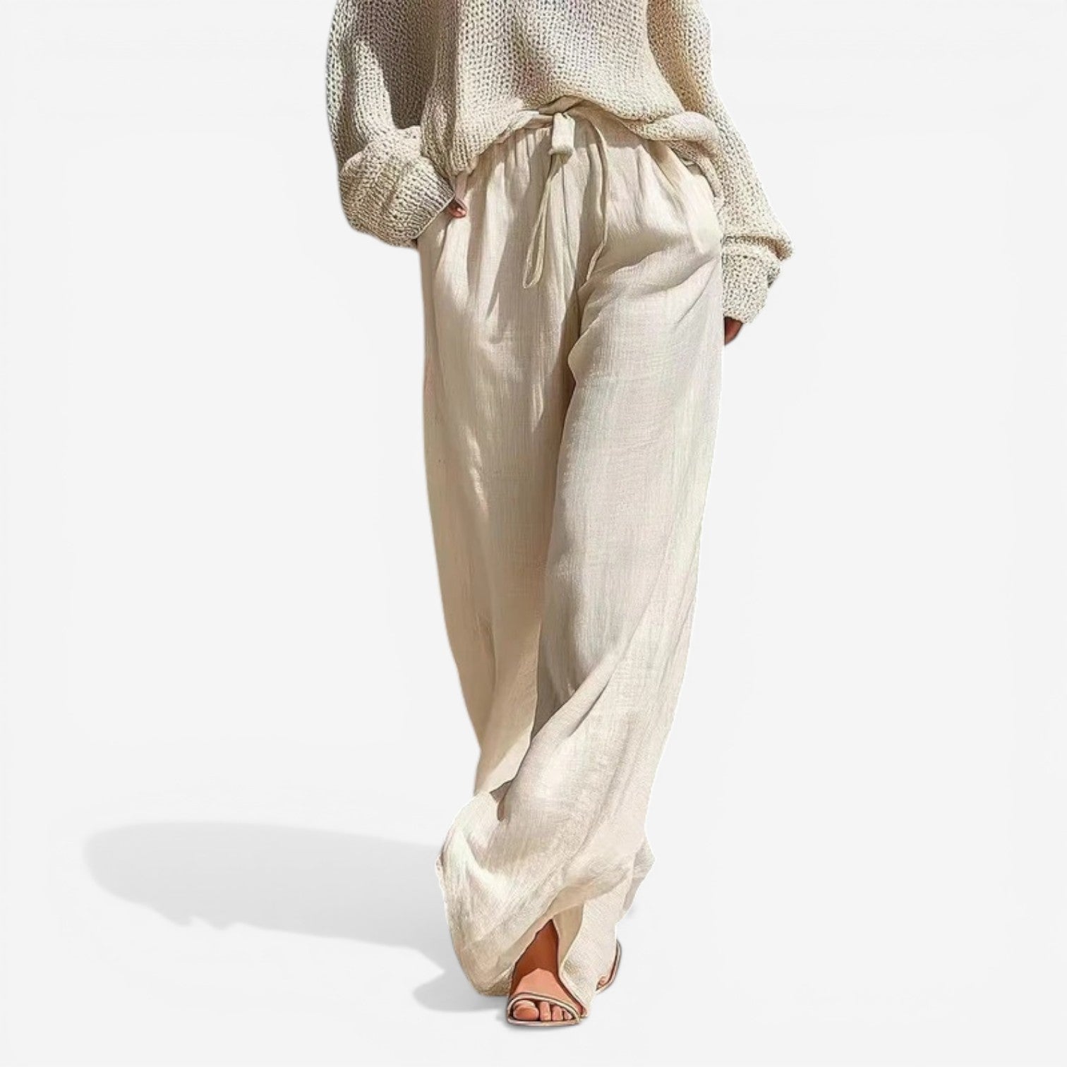 Neri™ Soft cut out sweater